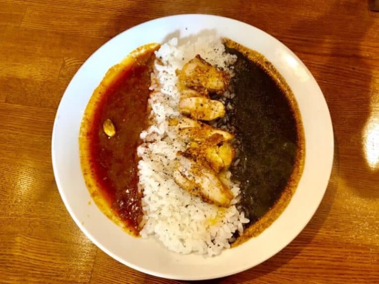 【閉店】スパイスカレー赤と黒｜高田馬場ボンベイの２店舗目！（荻窪）