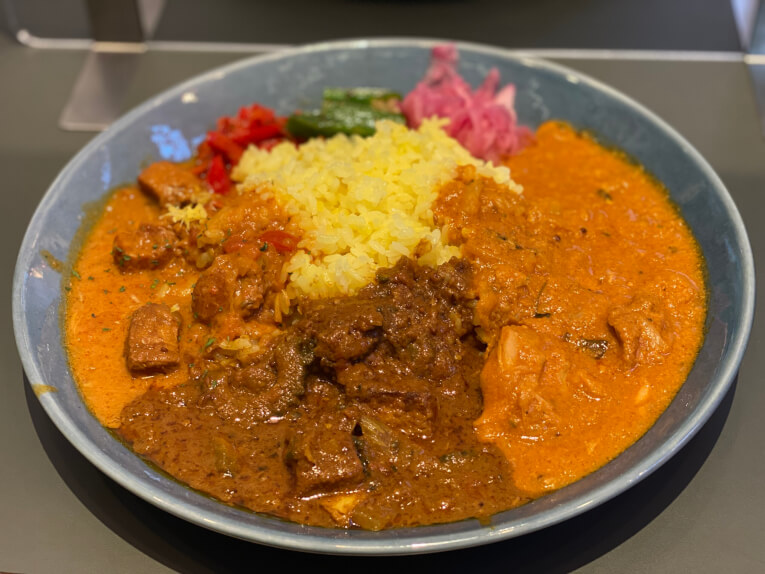 カレーの3乗｜YELLOW（四ツ谷）