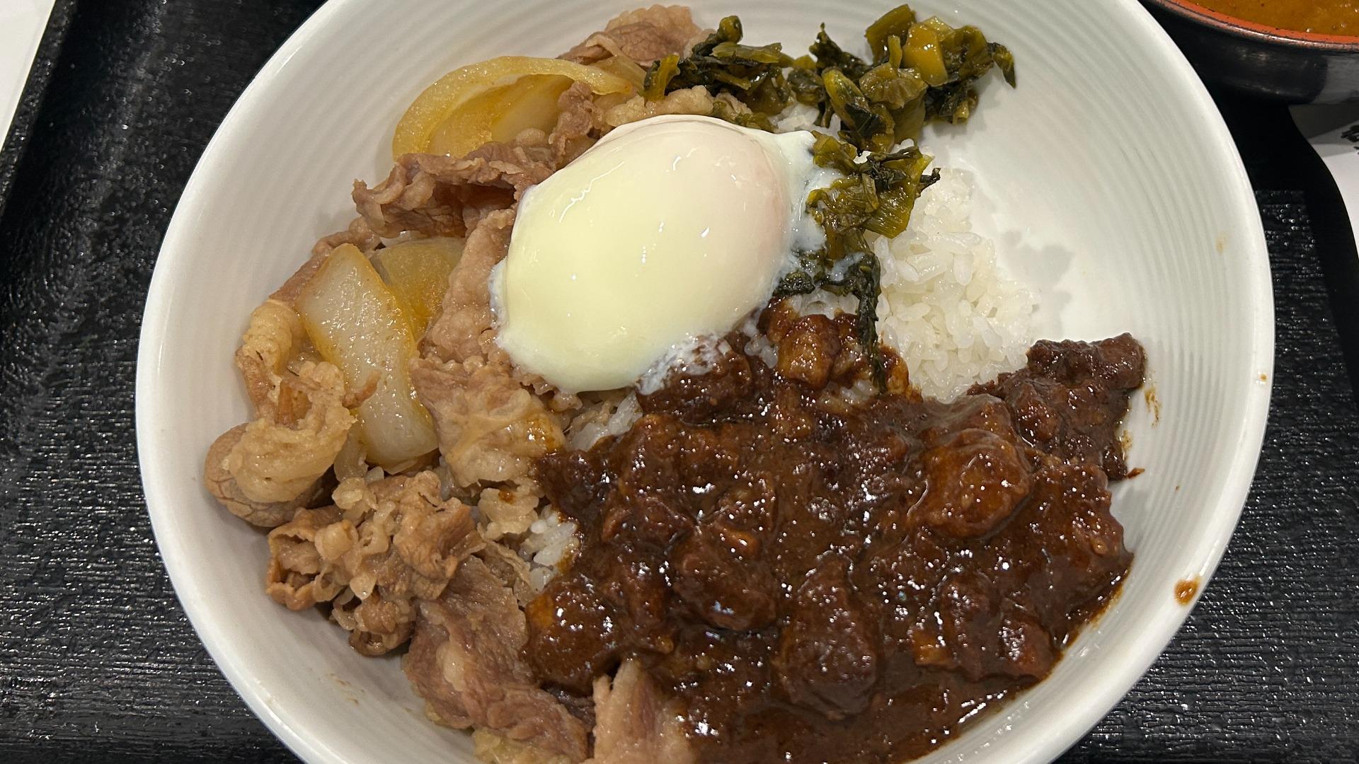 メニュー写真と違いすぎて二度見！吉野家×魯珈コラボ第二弾「牛魯肉飯」987円を実食レポ