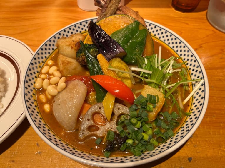 チキンと一日分の野菜20品目|Rojiura Curry SAMURAI(下北沢)